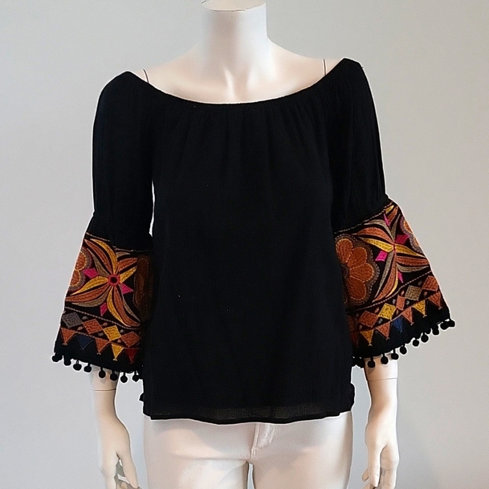 Vava off the shoulders boho top